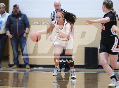 Thumbnail 2 in Portsmouth West vs. Wheelersburg (OHSAA D3 Regional Final) photogallery.