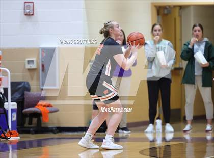 Thumbnail 3 in Portsmouth West vs. Wheelersburg (OHSAA D3 Regional Final) photogallery.