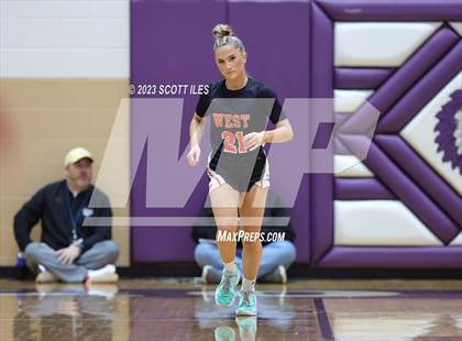 Thumbnail 2 in Portsmouth West vs. Wheelersburg (OHSAA D3 Regional Final) photogallery.