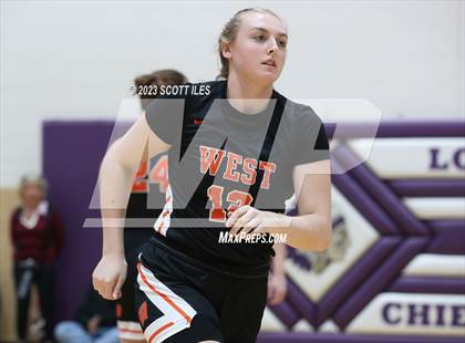Thumbnail 2 in Portsmouth West vs. Wheelersburg (OHSAA D3 Regional Final) photogallery.
