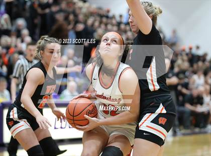 Thumbnail 1 in Portsmouth West vs. Wheelersburg (OHSAA D3 Regional Final) photogallery.