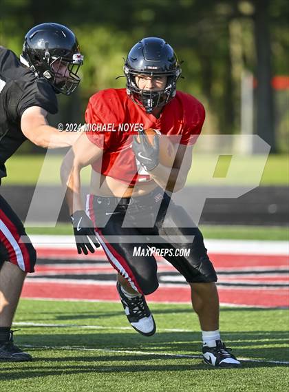 Thumbnail 3 in East Central (Red Black Scrimmage) photogallery.