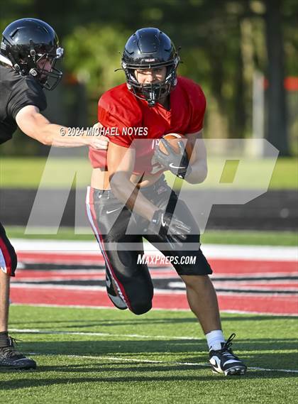 Thumbnail 2 in East Central (Red Black Scrimmage) photogallery.