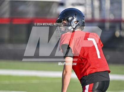 Thumbnail 3 in East Central (Red Black Scrimmage) photogallery.
