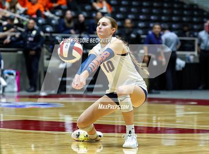 Thumbnail 2 in McKinney North vs. Flour Bluff (UIL 5A Volleyball Division I Final) photogallery.
