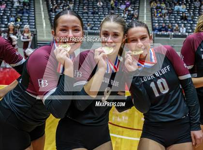 Thumbnail 1 in McKinney North vs. Flour Bluff (UIL 5A Volleyball Division I Final) photogallery.