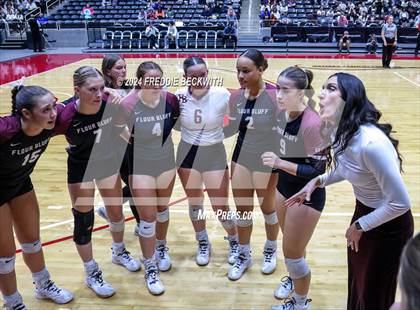 Thumbnail 3 in McKinney North vs. Flour Bluff (UIL 5A Volleyball Division I Final) photogallery.
