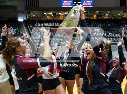 Thumbnail 1 in McKinney North vs. Flour Bluff (UIL 5A Volleyball Division I Final) photogallery.