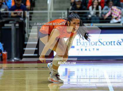 Thumbnail 2 in McKinney North vs. Flour Bluff (UIL 5A Volleyball Division I Final) photogallery.