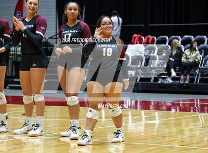 Thumbnail 3 in McKinney North vs. Flour Bluff (UIL 5A Volleyball Division I Final) photogallery.