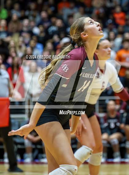 Thumbnail 3 in McKinney North vs. Flour Bluff (UIL 5A Volleyball Division I Final) photogallery.