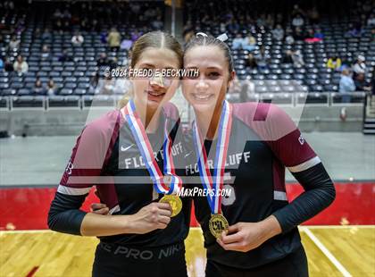 Thumbnail 3 in McKinney North vs. Flour Bluff (UIL 5A Volleyball Division I Final) photogallery.
