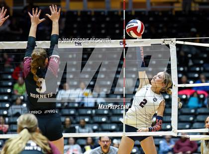 Thumbnail 3 in McKinney North vs. Flour Bluff (UIL 5A Volleyball Division I Final) photogallery.