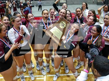 Thumbnail 3 in McKinney North vs. Flour Bluff (UIL 5A Volleyball Division I Final) photogallery.