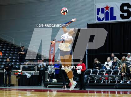 Thumbnail 1 in McKinney North vs. Flour Bluff (UIL 5A Volleyball Division I Final) photogallery.