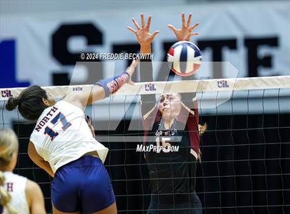 Thumbnail 2 in McKinney North vs. Flour Bluff (UIL 5A Volleyball Division I Final) photogallery.