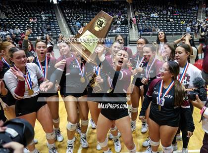 Thumbnail 3 in McKinney North vs. Flour Bluff (UIL 5A Volleyball Division I Final) photogallery.