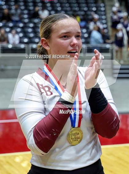 Thumbnail 2 in McKinney North vs. Flour Bluff (UIL 5A Volleyball Division I Final) photogallery.