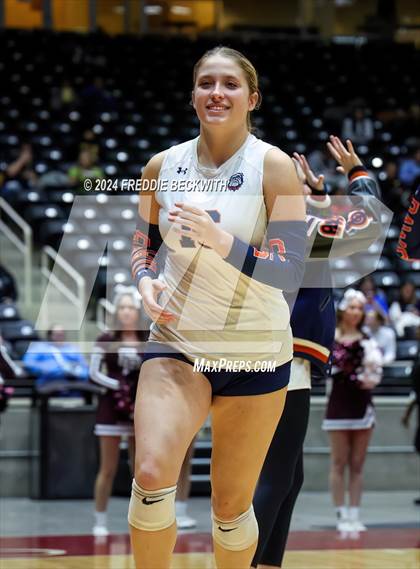 Thumbnail 3 in McKinney North vs. Flour Bluff (UIL 5A Volleyball Division I Final) photogallery.