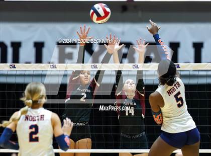 Thumbnail 1 in McKinney North vs. Flour Bluff (UIL 5A Volleyball Division I Final) photogallery.