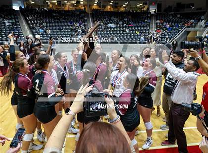 Thumbnail 1 in McKinney North vs. Flour Bluff (UIL 5A Volleyball Division I Final) photogallery.