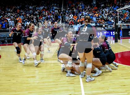 Thumbnail 2 in McKinney North vs. Flour Bluff (UIL 5A Volleyball Division I Final) photogallery.