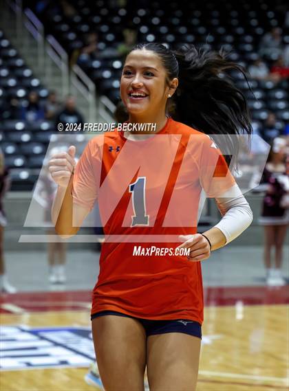 Thumbnail 3 in McKinney North vs. Flour Bluff (UIL 5A Volleyball Division I Final) photogallery.