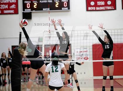 Thumbnail 2 in  Glendora vs South Torrance (CIF D3 Second Round Playoff) photogallery.
