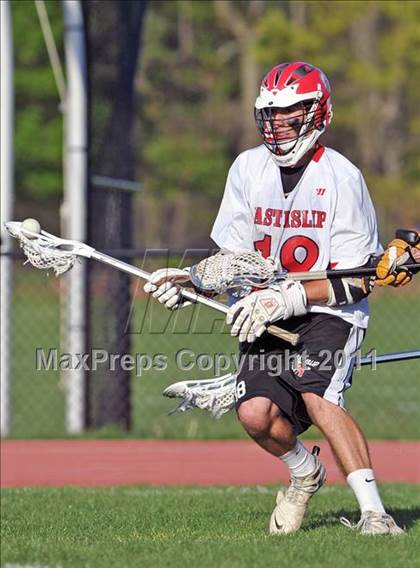 Thumbnail 3 in West Islip @ East Islip photogallery.