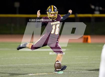 Thumbnail 3 in Camarillo @ Simi Valley photogallery.