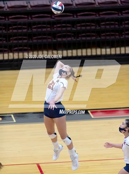 Thumbnail 1 in Reagan [Ronald] vs Madison photogallery.