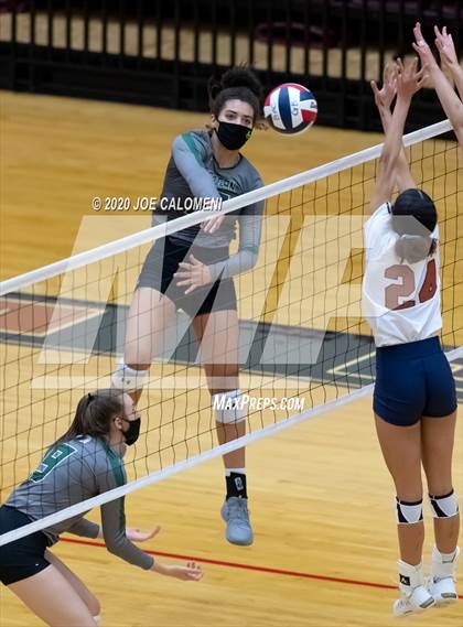 Thumbnail 2 in Reagan [Ronald] vs Madison photogallery.