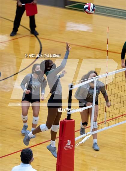 Thumbnail 3 in Reagan [Ronald] vs Madison photogallery.