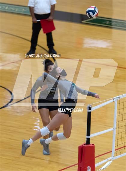 Thumbnail 1 in Reagan [Ronald] vs Madison photogallery.