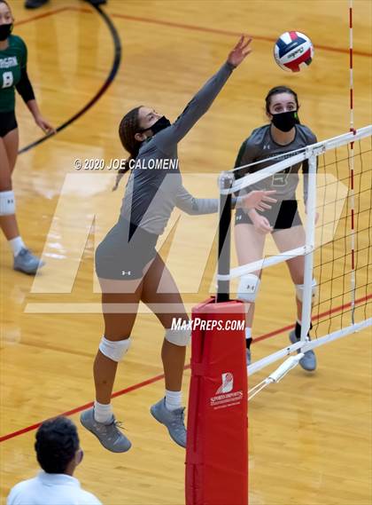 Thumbnail 3 in Reagan [Ronald] vs Madison photogallery.