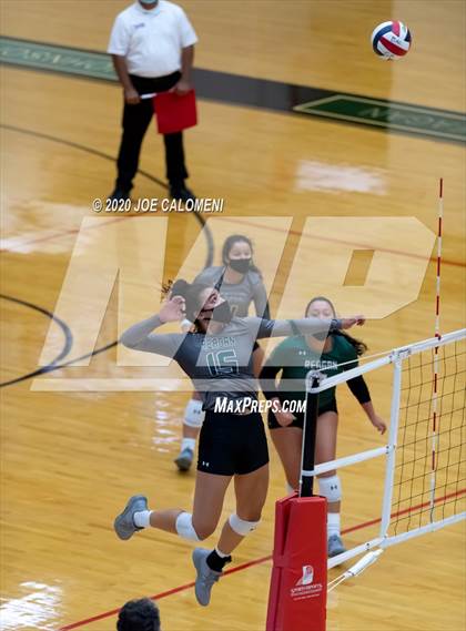 Thumbnail 1 in Reagan [Ronald] vs Madison photogallery.