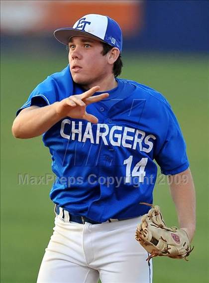 Thumbnail 1 in El Toro vs. Mater Dei (Anderson Bat Classic) photogallery.