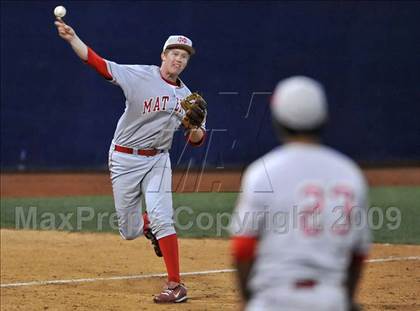 Thumbnail 1 in El Toro vs. Mater Dei (Anderson Bat Classic) photogallery.