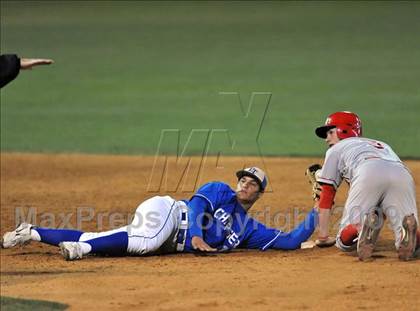 Thumbnail 2 in El Toro vs. Mater Dei (Anderson Bat Classic) photogallery.