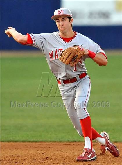 Thumbnail 2 in El Toro vs. Mater Dei (Anderson Bat Classic) photogallery.