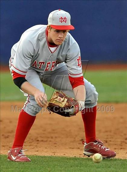Thumbnail 2 in El Toro vs. Mater Dei (Anderson Bat Classic) photogallery.