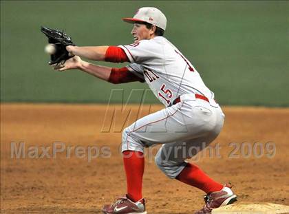 Thumbnail 2 in El Toro vs. Mater Dei (Anderson Bat Classic) photogallery.