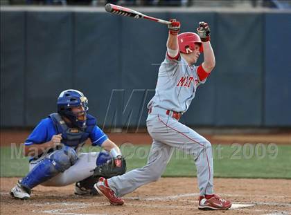 Thumbnail 2 in El Toro vs. Mater Dei (Anderson Bat Classic) photogallery.