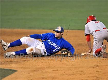 Thumbnail 1 in El Toro vs. Mater Dei (Anderson Bat Classic) photogallery.
