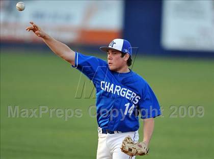 Thumbnail 3 in El Toro vs. Mater Dei (Anderson Bat Classic) photogallery.