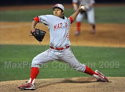 Thumbnail 2 in El Toro vs. Mater Dei (Anderson Bat Classic) photogallery.