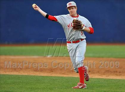Thumbnail 2 in El Toro vs. Mater Dei (Anderson Bat Classic) photogallery.