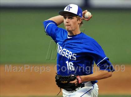 Thumbnail 1 in El Toro vs. Mater Dei (Anderson Bat Classic) photogallery.