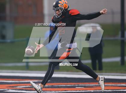 Thumbnail 3 in Edwardsville vs. Loyola Academy photogallery.