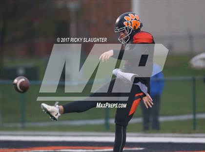 Thumbnail 2 in Edwardsville vs. Loyola Academy photogallery.
